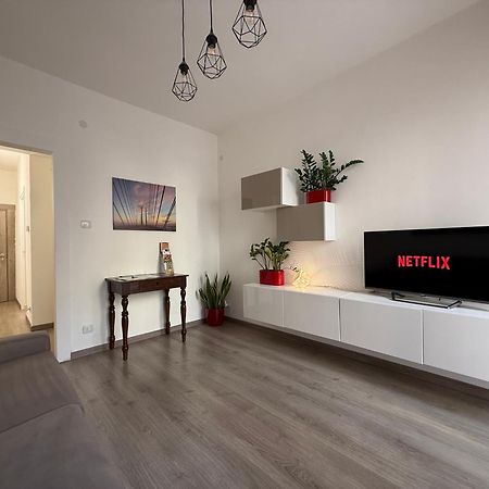 Апартаменты La Casa In Via Venti Верона Экстерьер фото