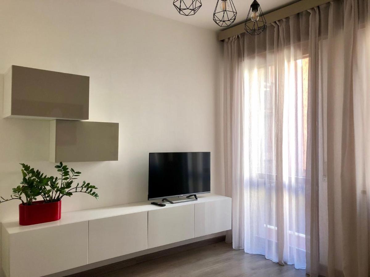 Апартаменты La Casa In Via Venti Верона Экстерьер фото